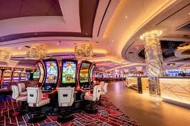 Pengguna lioncasino membuka halaman login dengan perangkat mobile yang responsif
